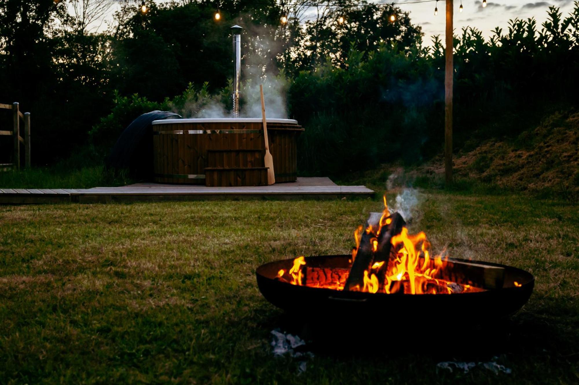 Luxury Glamping Retreat In Battle Villa Ngoại thất bức ảnh
