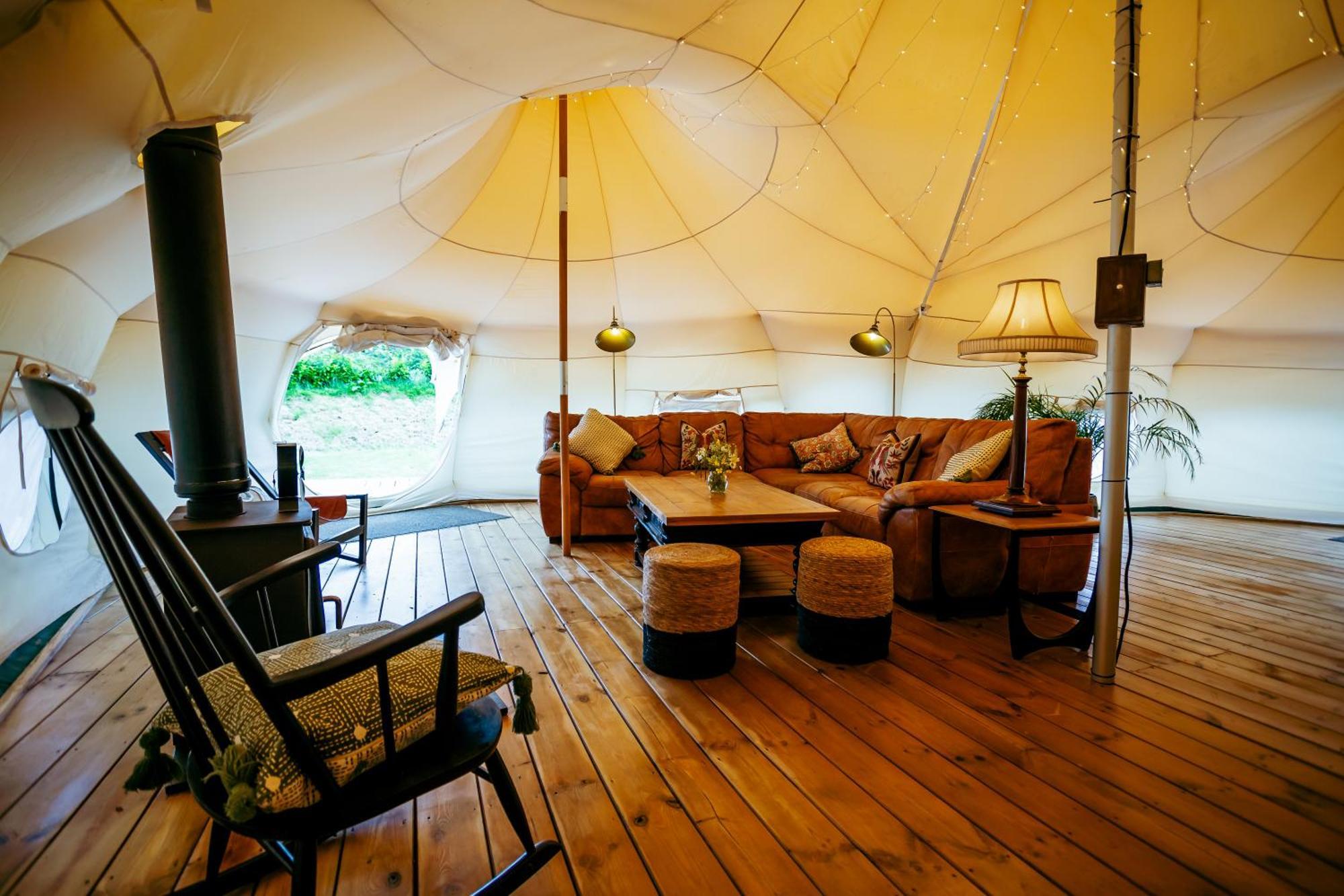 Luxury Glamping Retreat In Battle Villa Ngoại thất bức ảnh