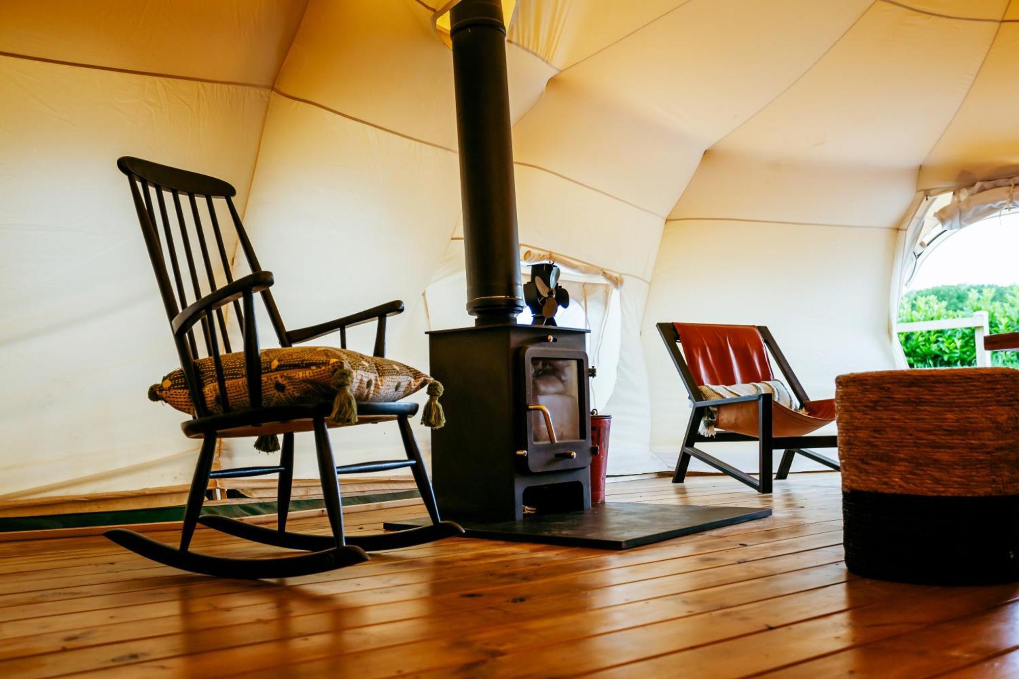 Luxury Glamping Retreat In Battle Villa Ngoại thất bức ảnh